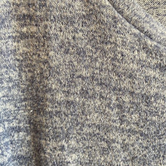 Scoop Neck 3/4 sleeve shirt - Picture 2 of 10